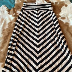 Chevron Maxi Skirt